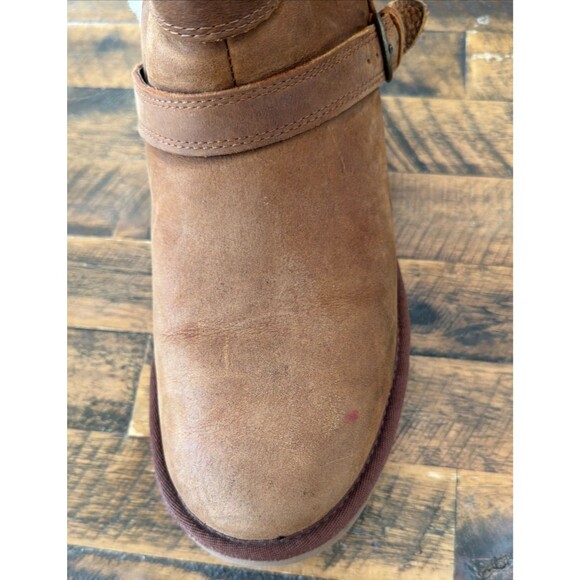 UGG Becket boots Sz8 - Picture 6 of 7